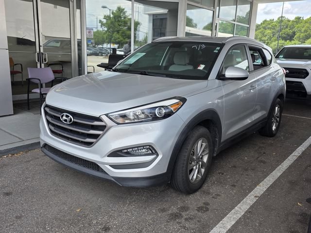 Used 2016 Hyundai Tucson SE w/ Option Group 02 AWD/4WD image 14
