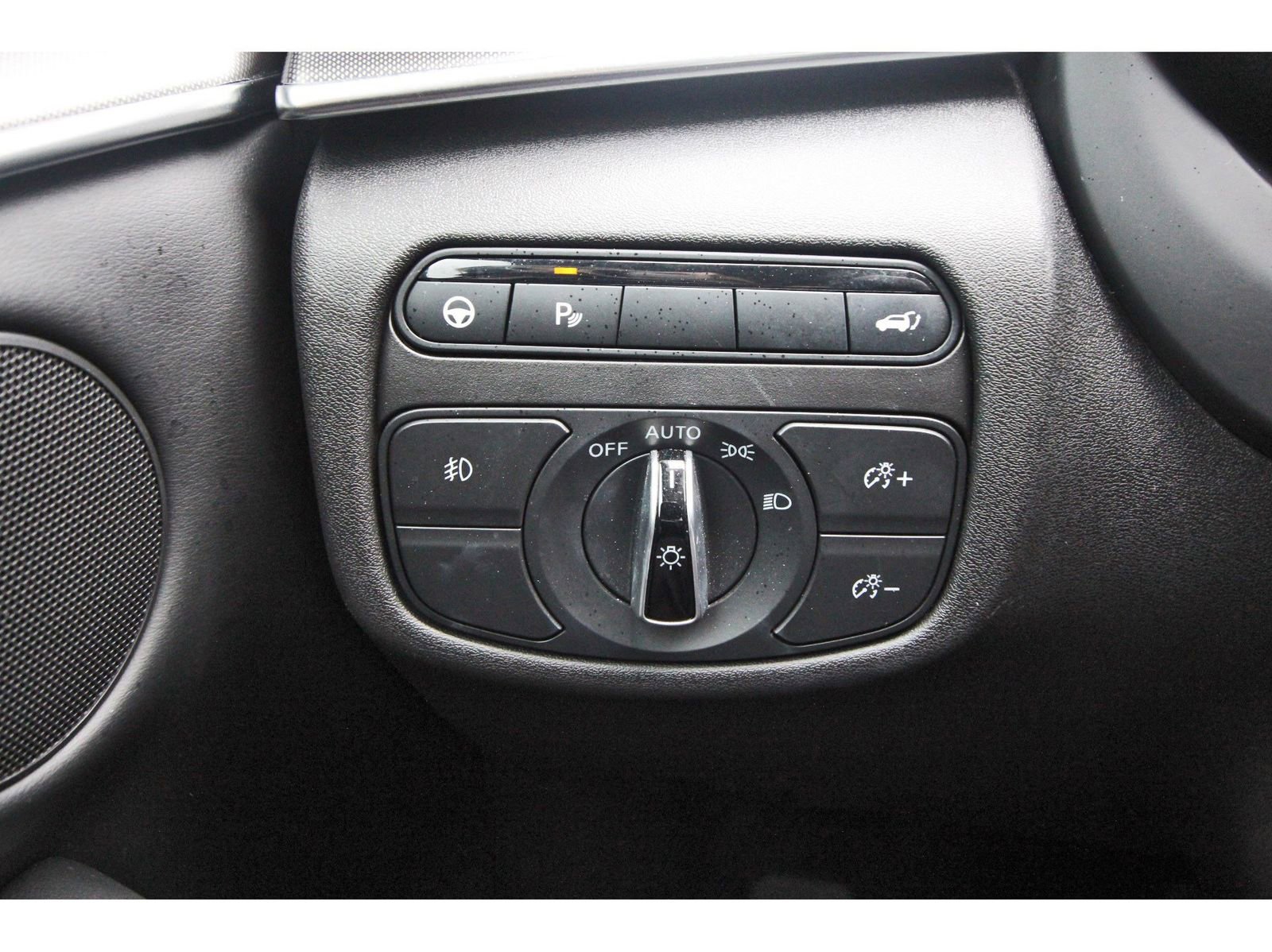 Used 2022 INFINITI QX50 Luxe image 22