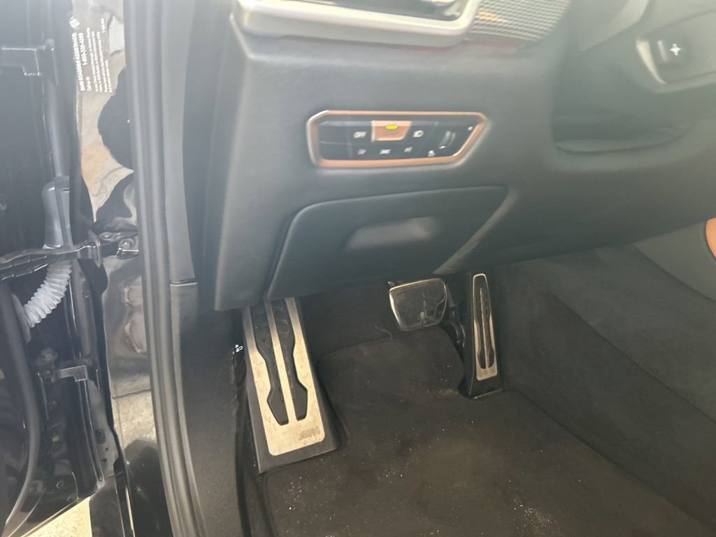 Used 2023 BMW X5 sDrive40i w/ M Sport Package RWD image 11