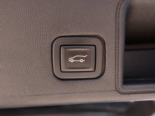 Certified 2024 GMC Terrain Denali AWD/4WD image 17