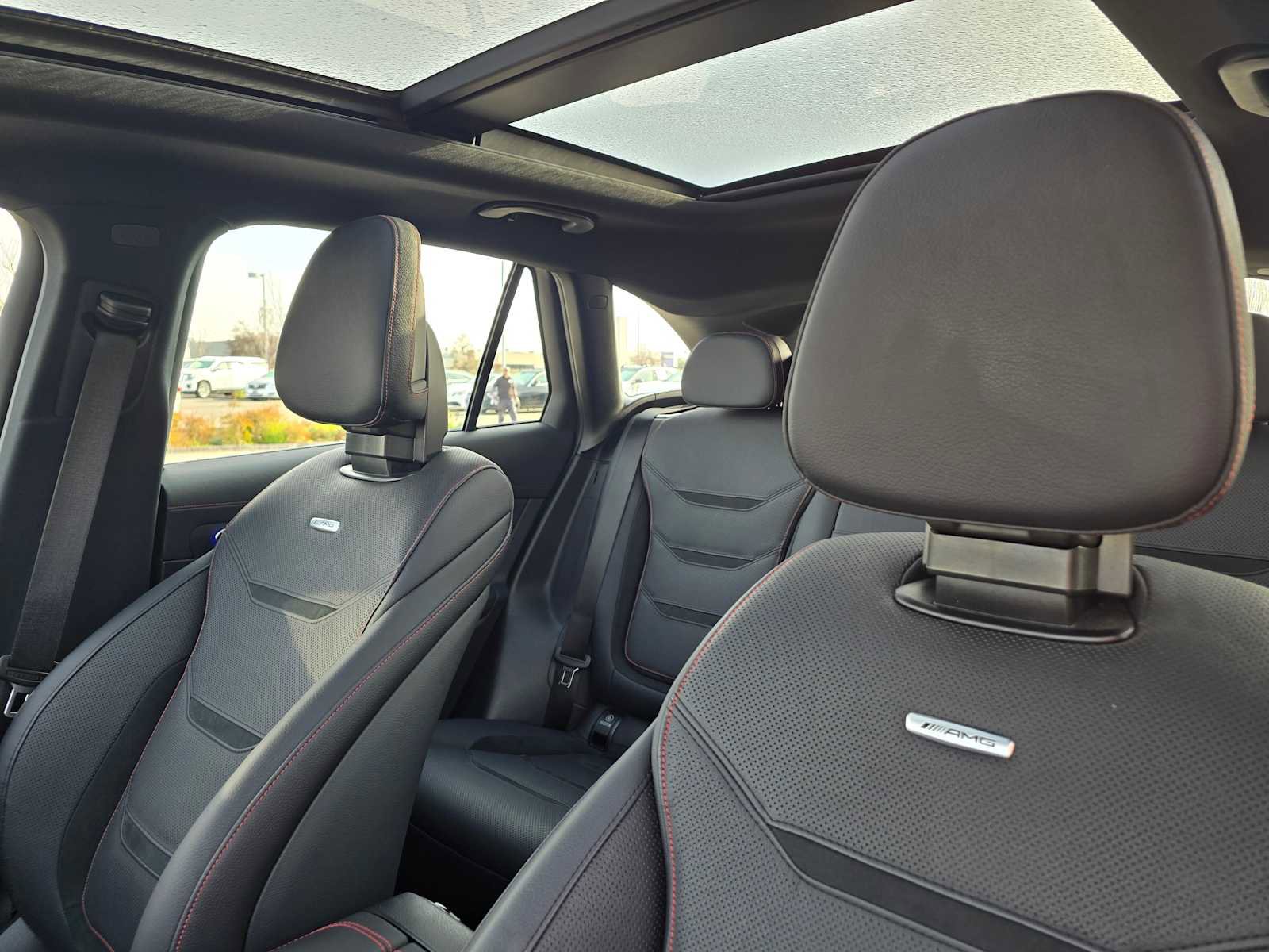 Used 2024 Mercedes-Benz GLC 43 AMG 4MATIC image 23