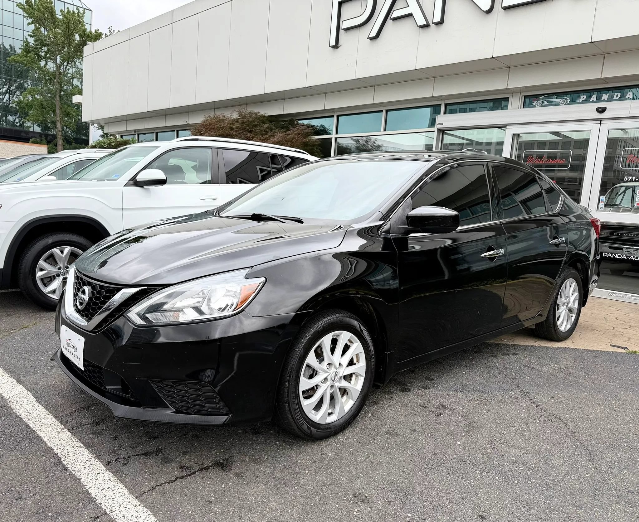 Used 2019 Nissan Sentra SV FWD image 3