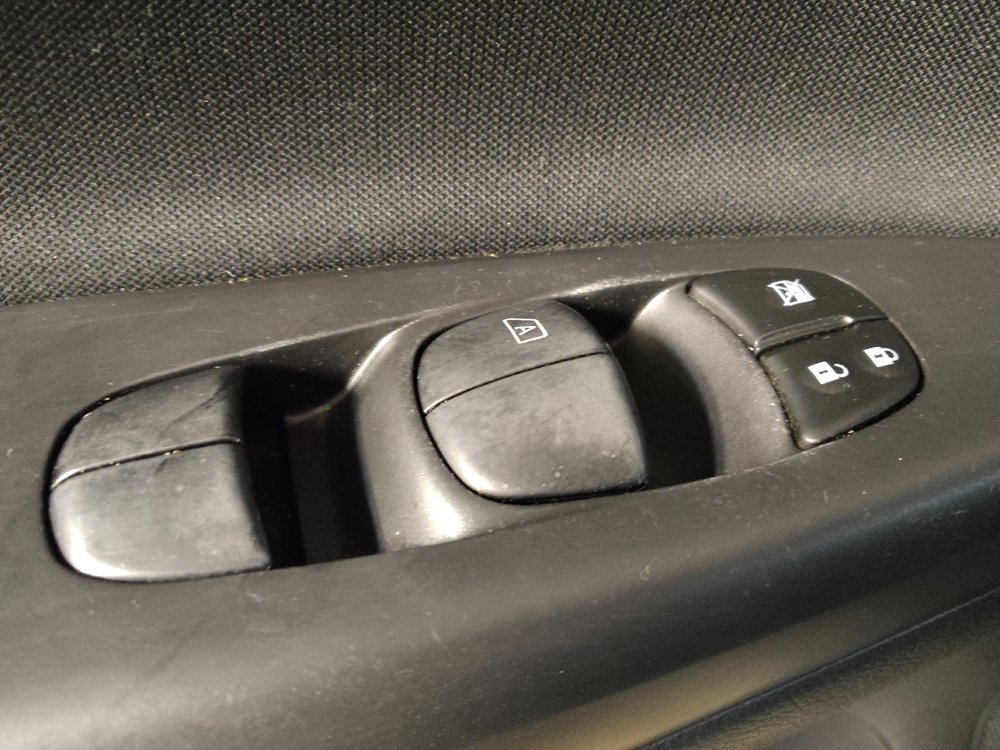 Used 2018 Nissan Sentra SV FWD image 27