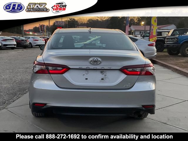 Used 2022 Toyota Camry LE image 6