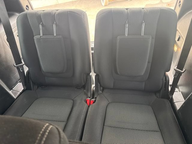 Used 2017 Ford Explorer XLT AWD/4WD image 11