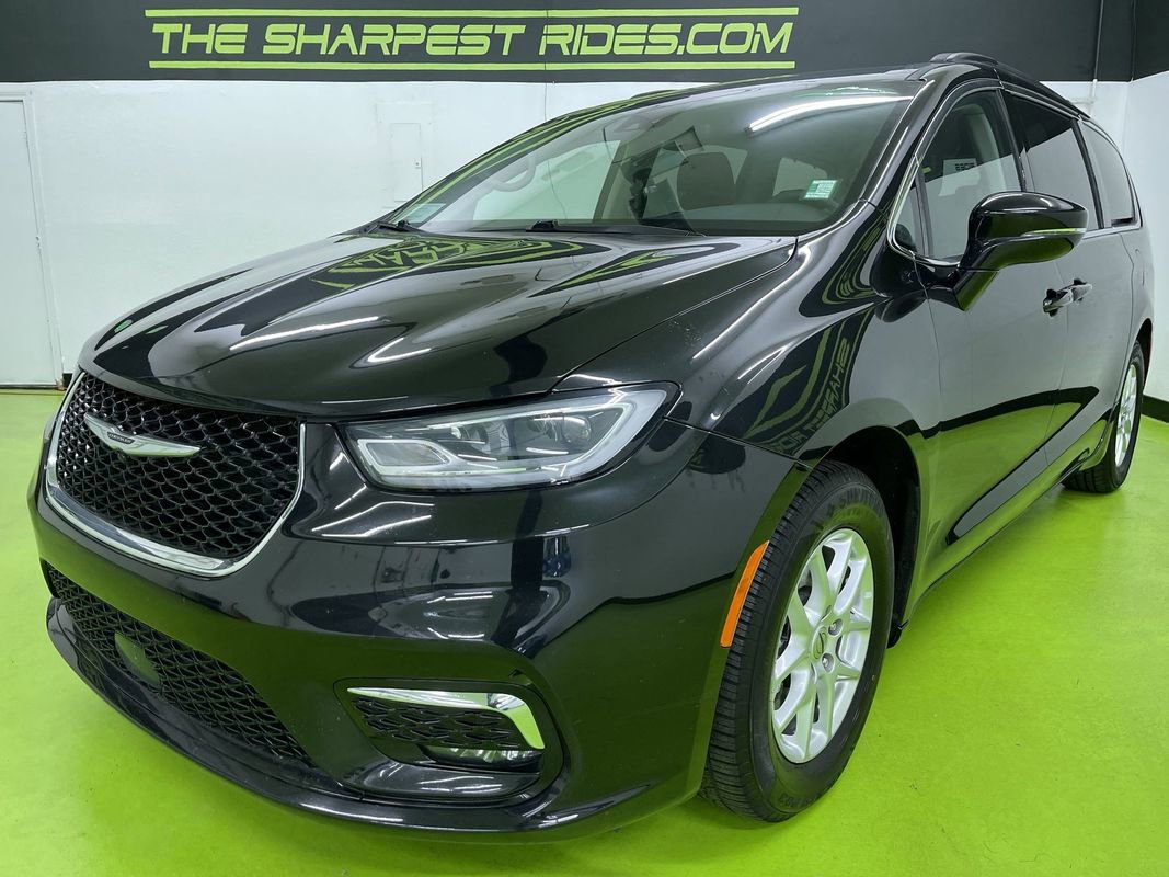 Used 2022 Chrysler Pacifica Touring-L image 5