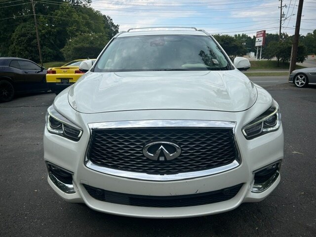 Used 2019 INFINITI QX60 Luxe w/ Essential Package AWD/4WD image 8