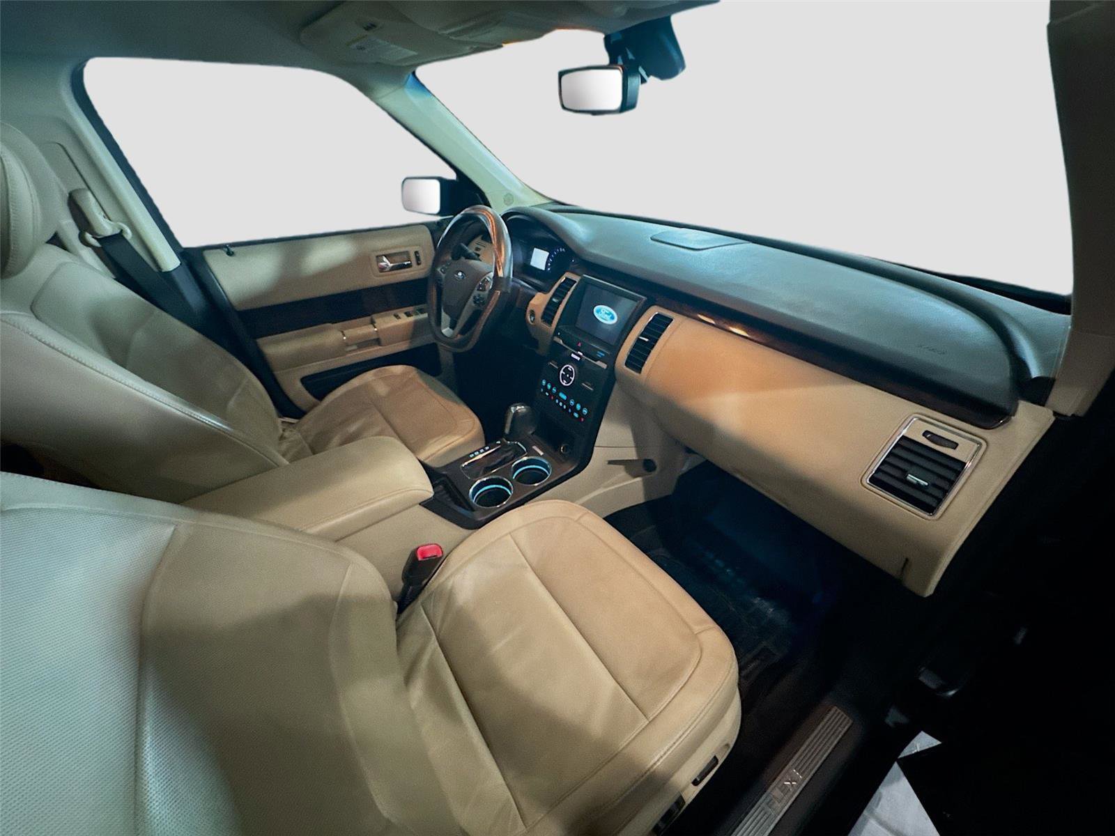 Used 2018 Ford Flex Limited image 16