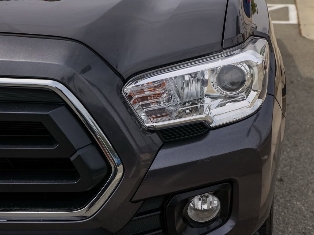 Used 2023 Toyota Tacoma SR5 RWD image 10