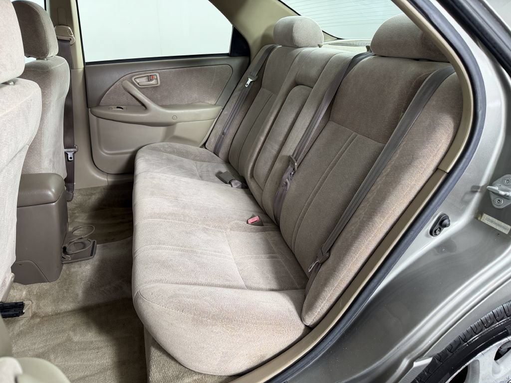 Used 1999 Toyota Camry LE w/ Value Pkg FWD image 23