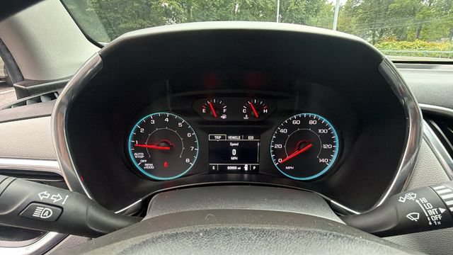 Used 2020 Chevrolet Equinox LS w/ LS Convenience Package FWD image 22