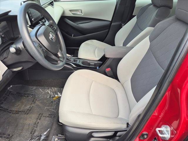 Used 2020 Toyota Corolla LE FWD image 15