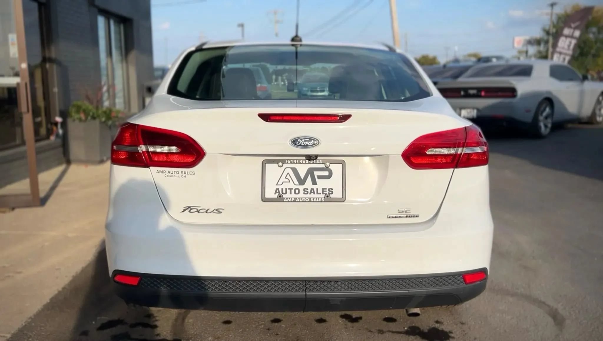 Used 2015 Ford Focus SE w/ SE Cold Weather Package FWD image 4