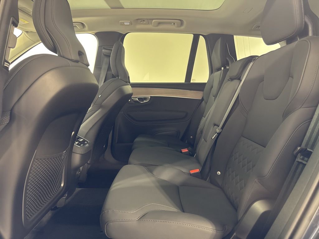 Used 2026 Volvo XC90 B6 Core w/ Protection Package Premier AWD/4WD image 22