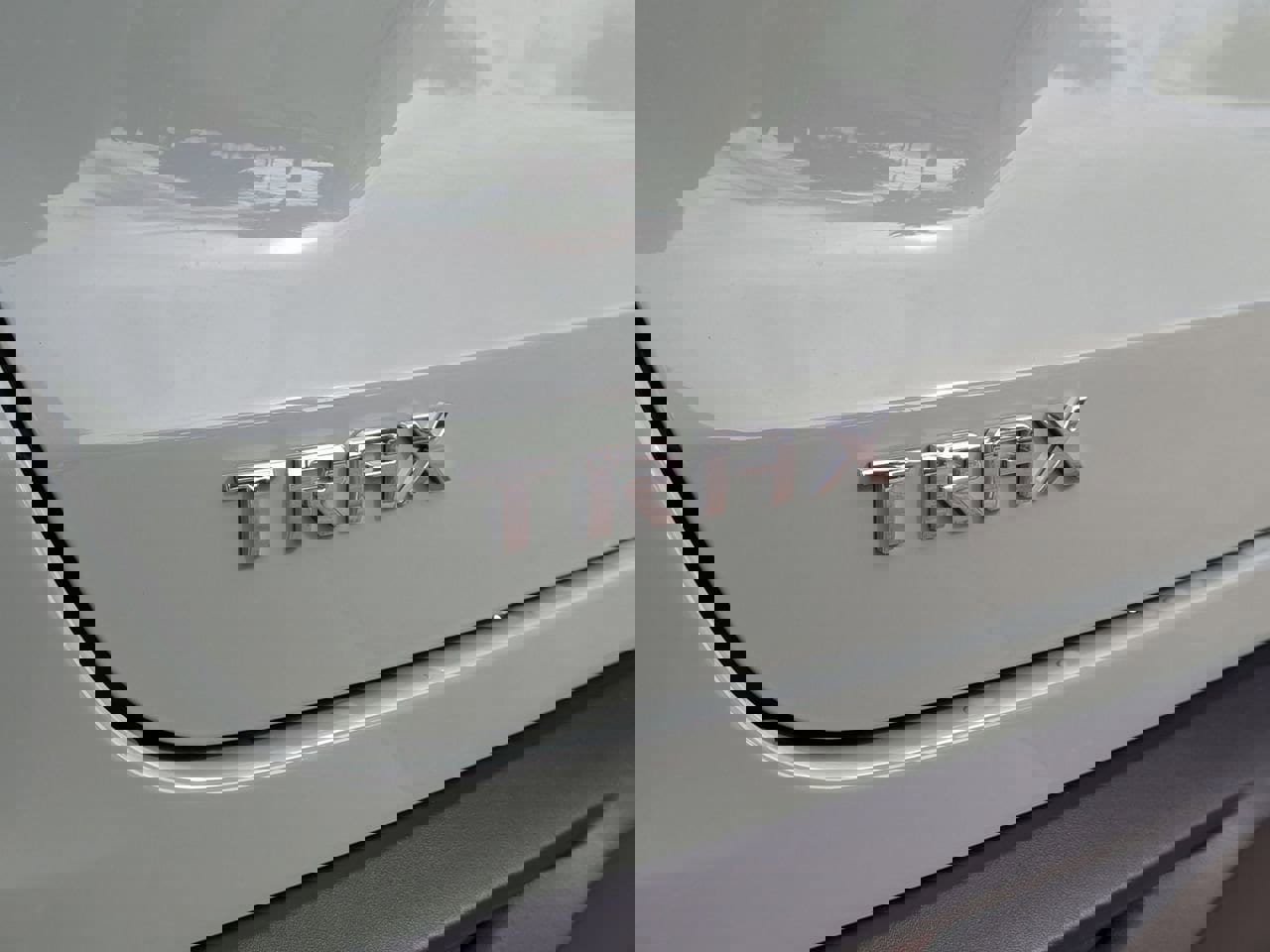 New 2026 Chevrolet Trax ACTIV w/ Sunroof Package image 6