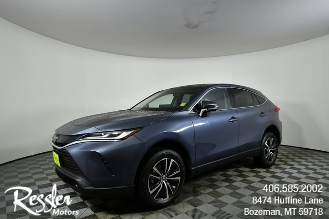 Used 2024 Toyota Venza LE image 1