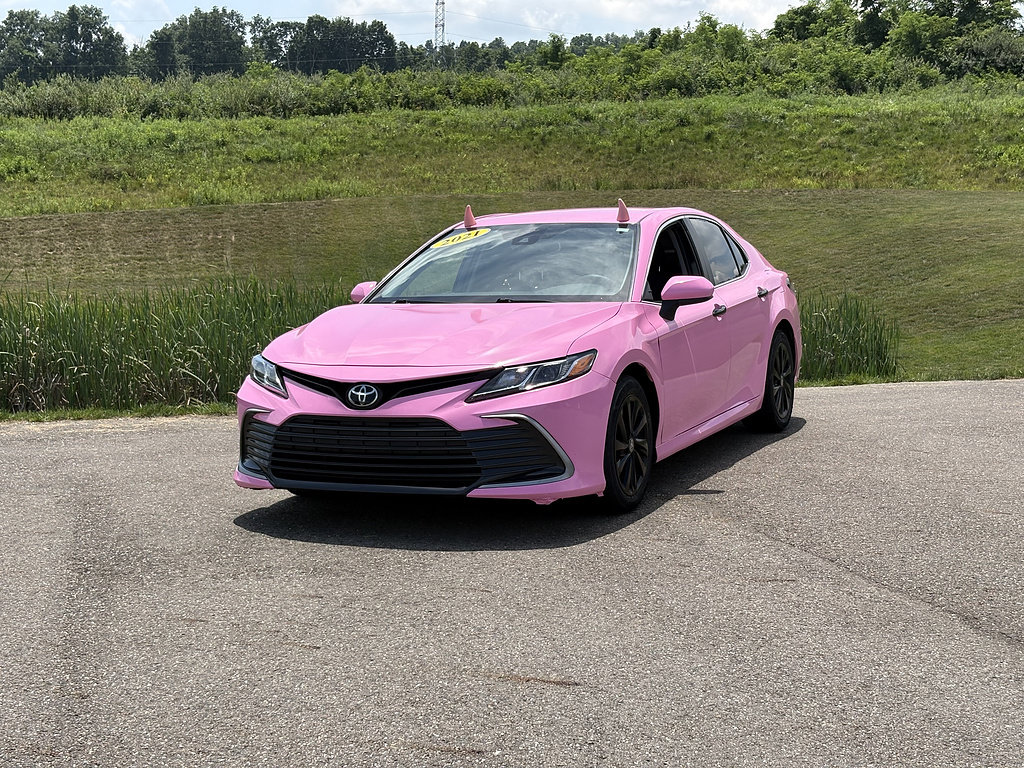 Used 2021 Toyota Camry LE FWD image 1