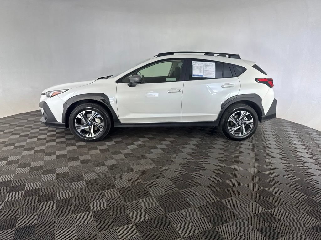 Used 2025 Subaru Crosstrek 2.5i Premium AWD/4WD image 9