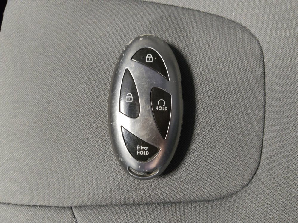 Used 2024 Hyundai Elantra SEL w/ Convenience Package FWD image 32