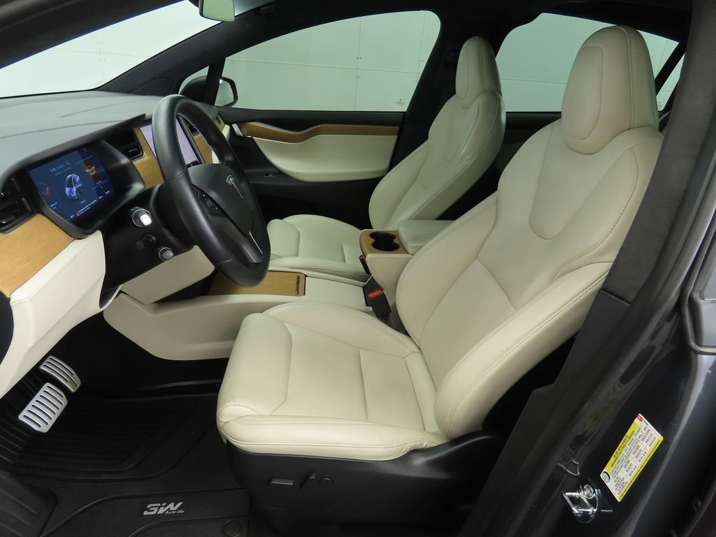 Used 2021 Tesla Model X Performance image 19