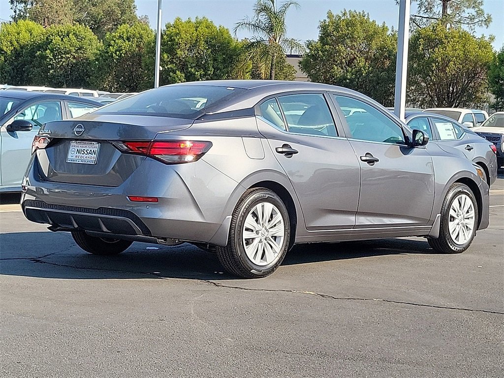 New 2025 Nissan Sentra S image 2