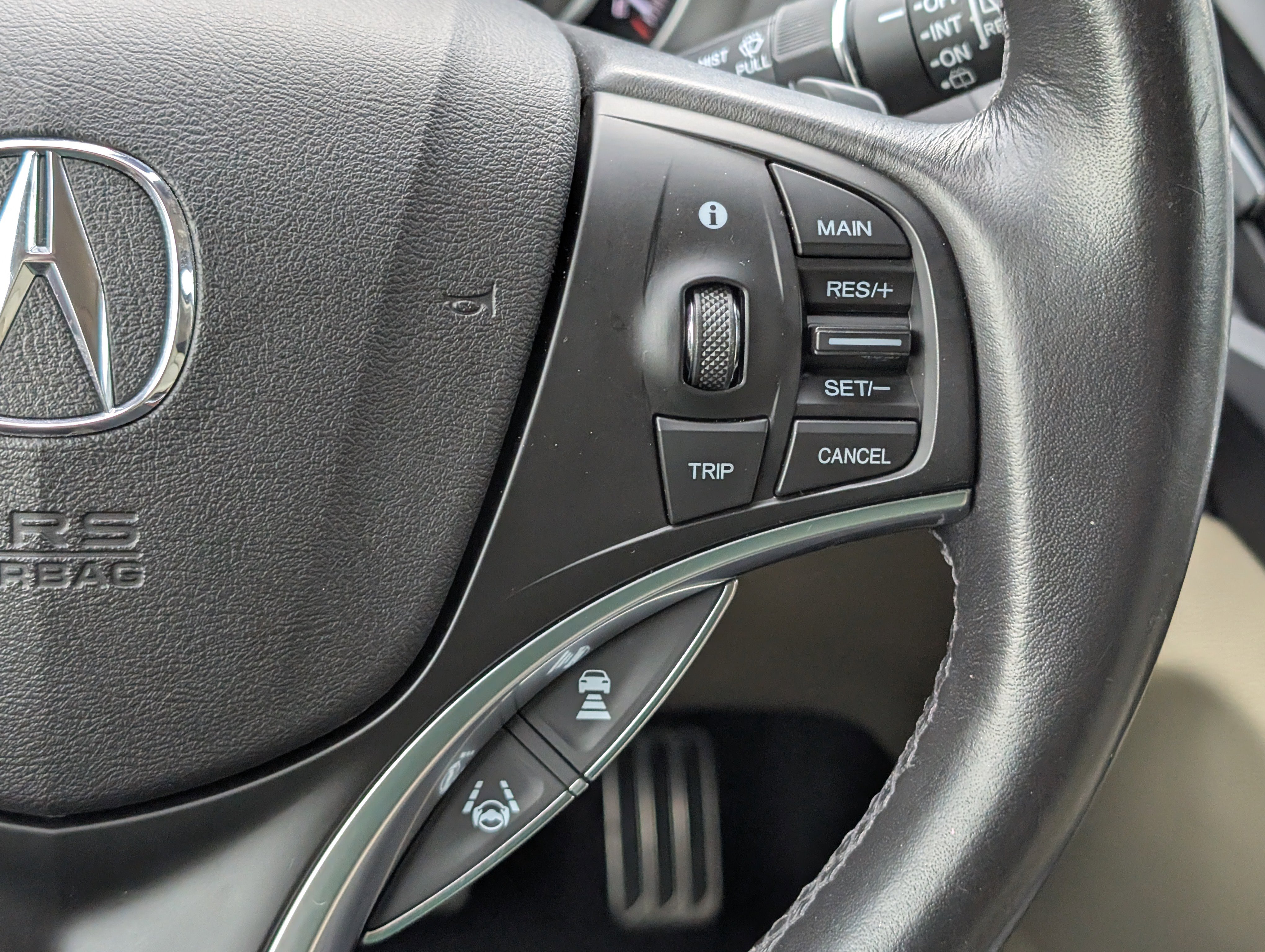 Used 2018 Acura MDX Sport Hybrid w/ Advance Pkg image 16