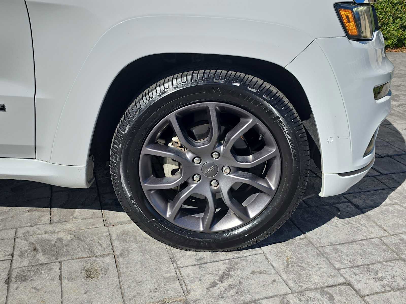 Used 2020 Jeep Grand Cherokee High Altitude image 3