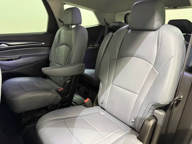Used 2019 Buick Enclave Essence FWD image 27