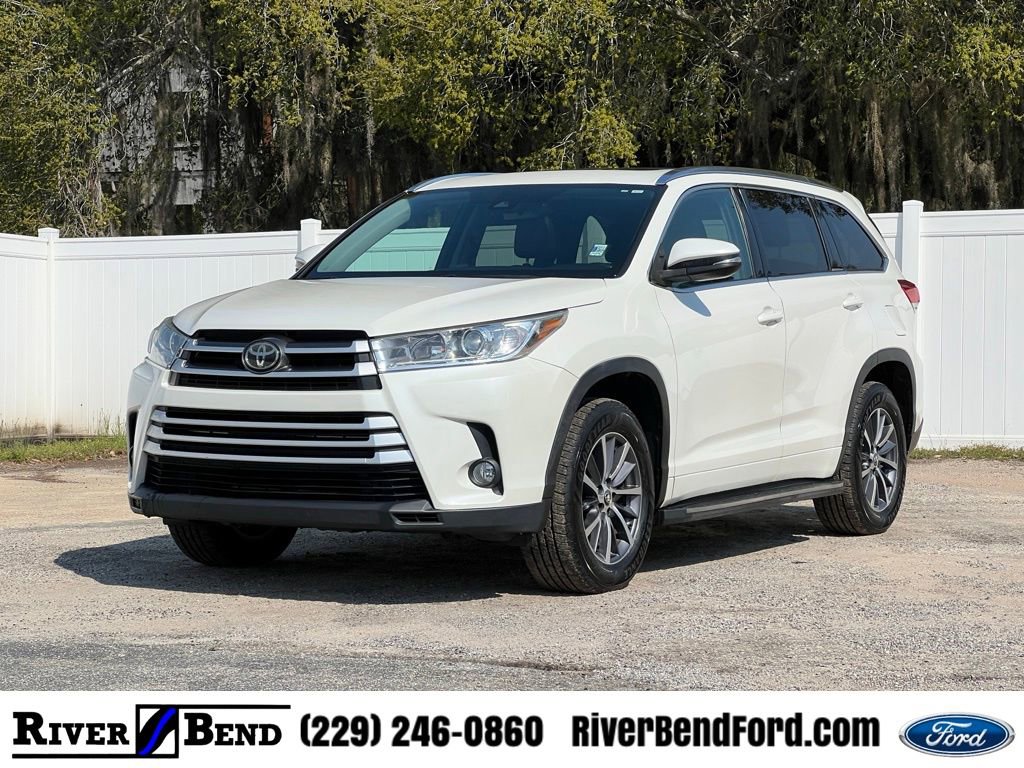 Used 2017 Toyota Highlander XLE