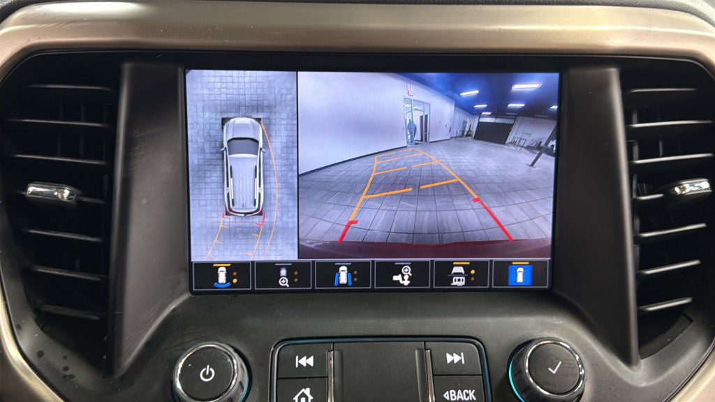 Used 2023 GMC Acadia Denali w/ Denali Ultimate Package image 29
