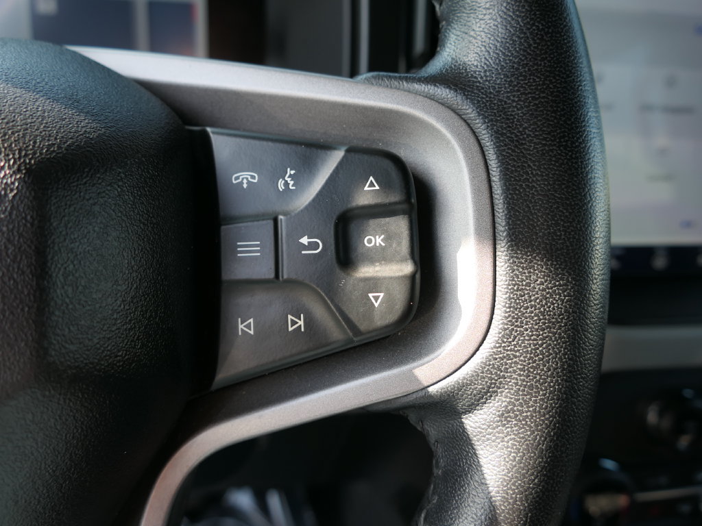 Used 2023 Ford Bronco Badlands w/ Sasquatch Package AWD/4WD image 16