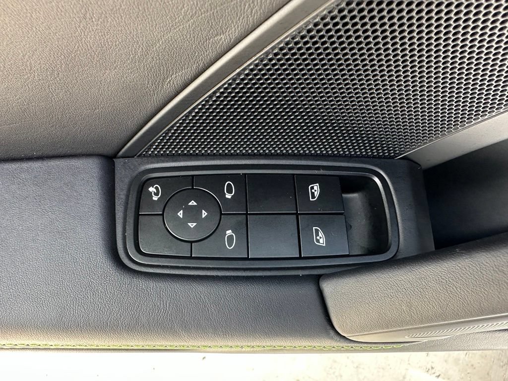 Certified 2024 Porsche 911 Carrera 4 AWD/4WD image 19
