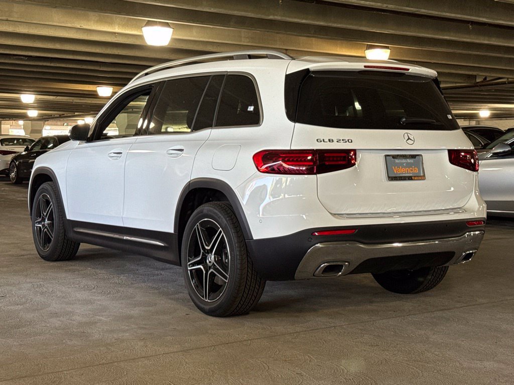 New 2026 Mercedes-Benz GLB 250 image 11