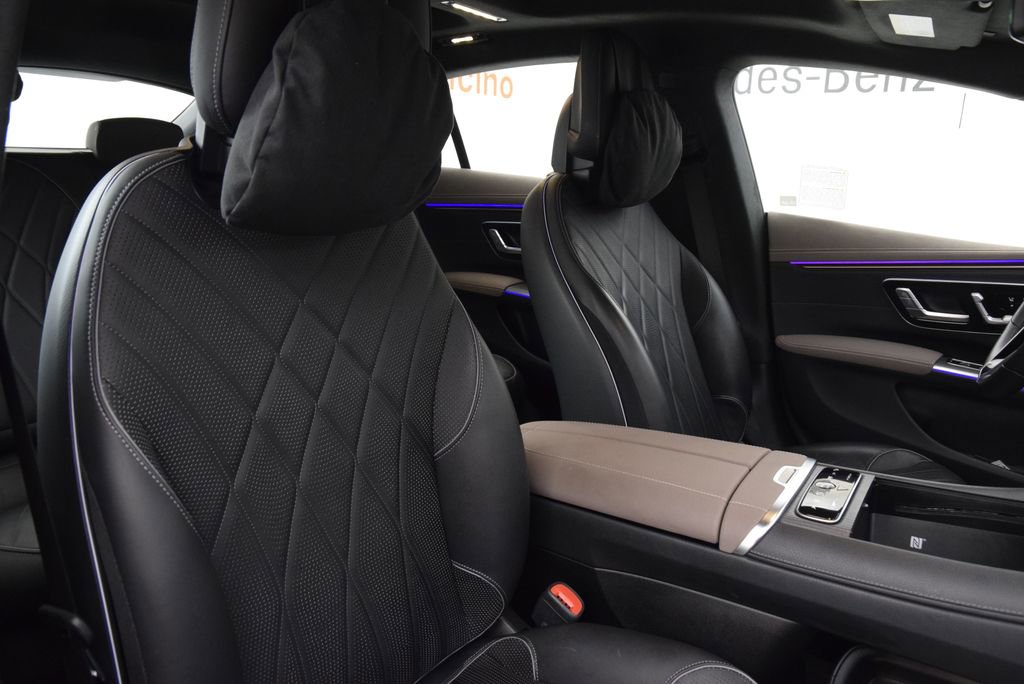 Used 2023 Mercedes-Benz EQS 580 4MATIC Sedan image 17