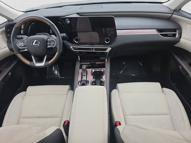 Used 2025 Lexus RX 350 AWD w/ Convenience Package image 9