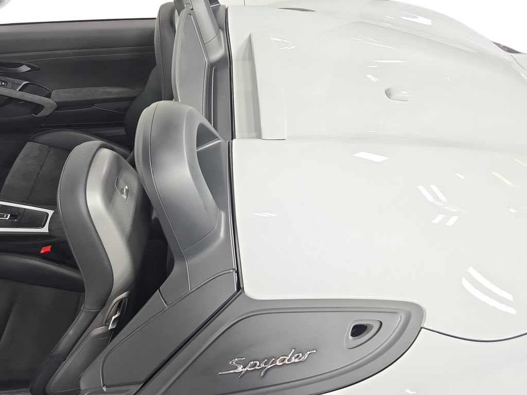 Used 2016 Porsche Boxster Spyder RWD image 24