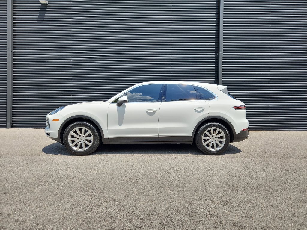 Certified 2020 Porsche Cayenne AWD/4WD image 2