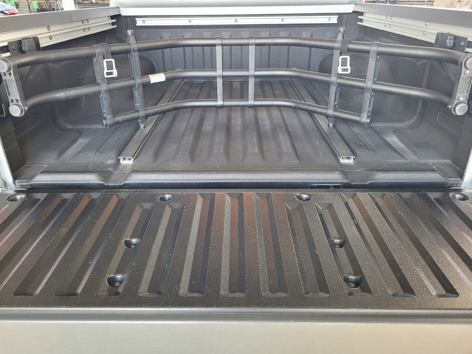 Certified 2020 Nissan Frontier PRO-4X w/ Pro-4x Utility Package AWD/4WD image 19