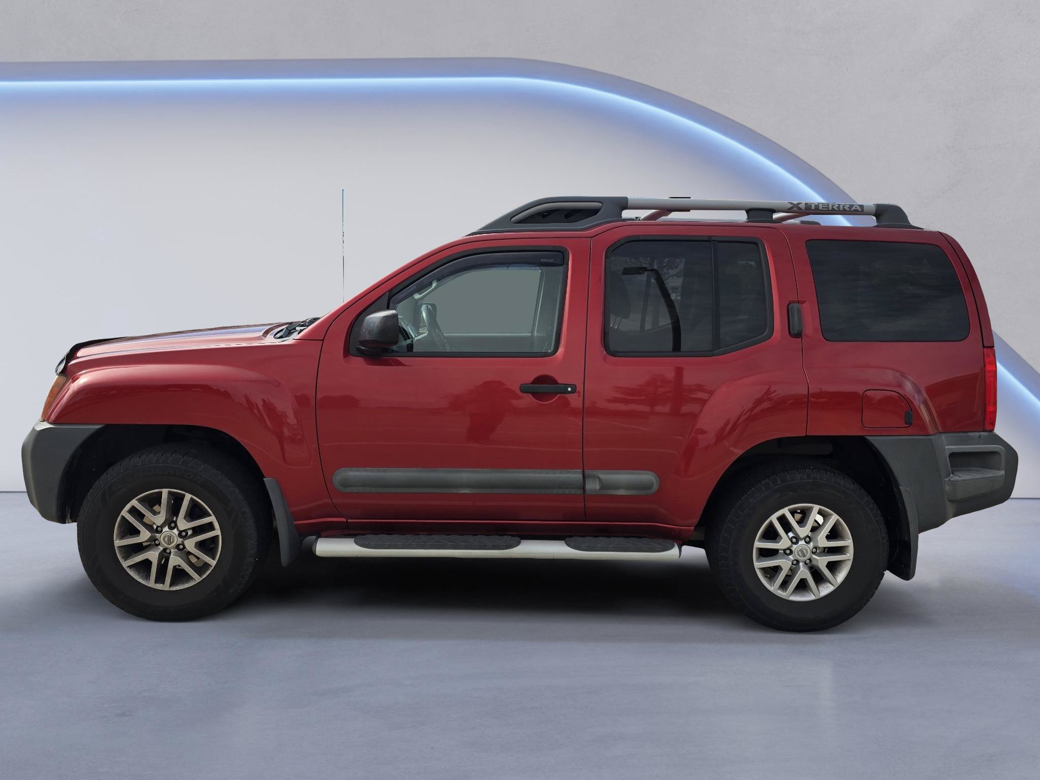 Used 2015 Nissan Xterra S w/ Value Package AWD/4WD image 2