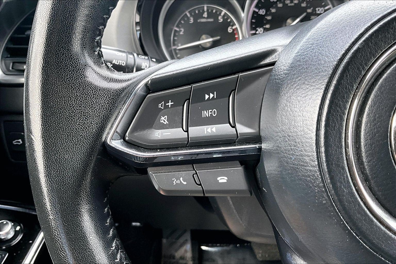 Used 2022 MAZDA CX-9 Touring Plus AWD/4WD image 16