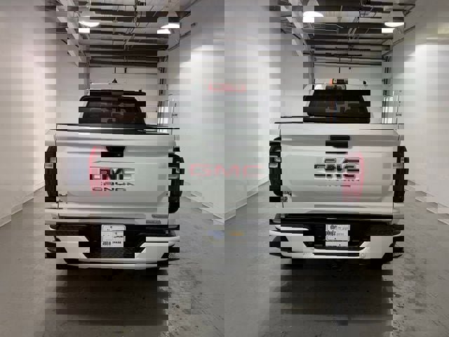 New 2026 GMC Canyon Elevation w/ Convenience Package image 5