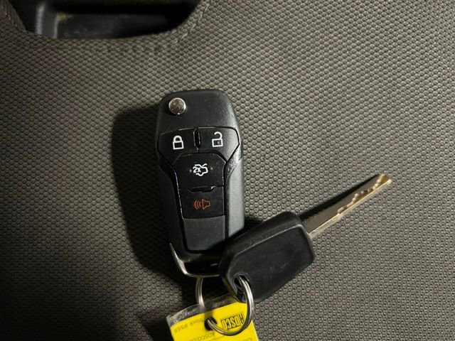 Used 2015 Ford F150 XLT image 37