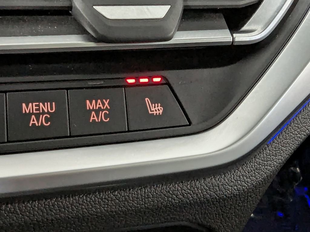 Used 2021 BMW 330i xDrive Sedan w/ Convenience Package image 21