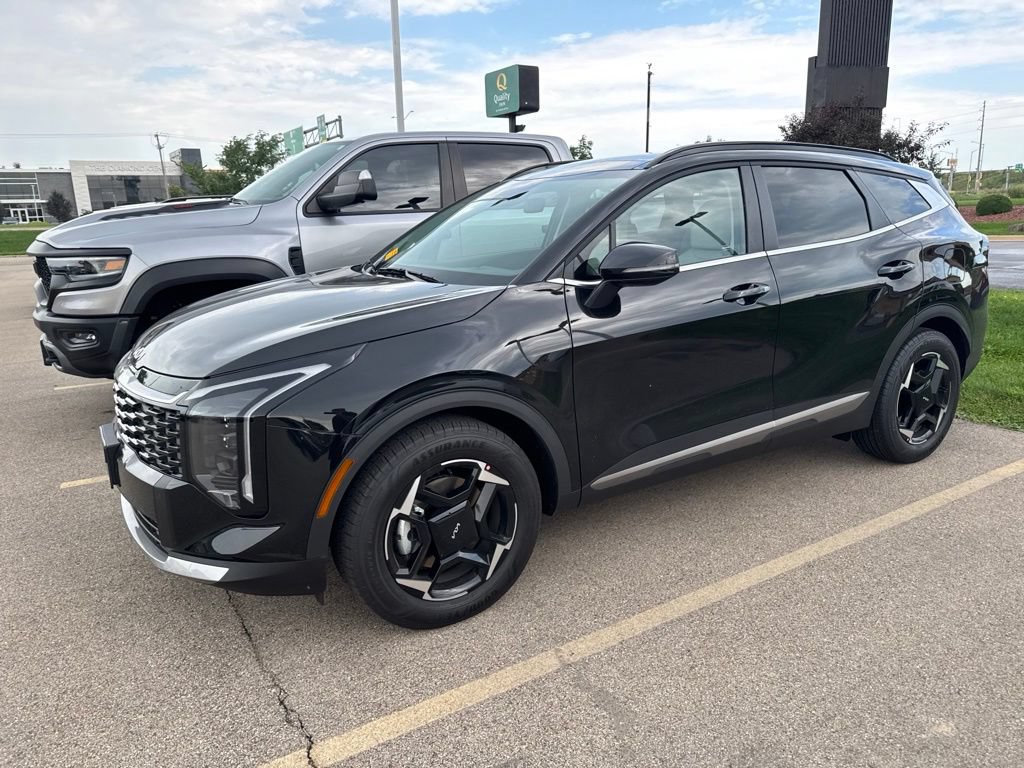 Used 2027 Kia Sportage EX FWD image 7