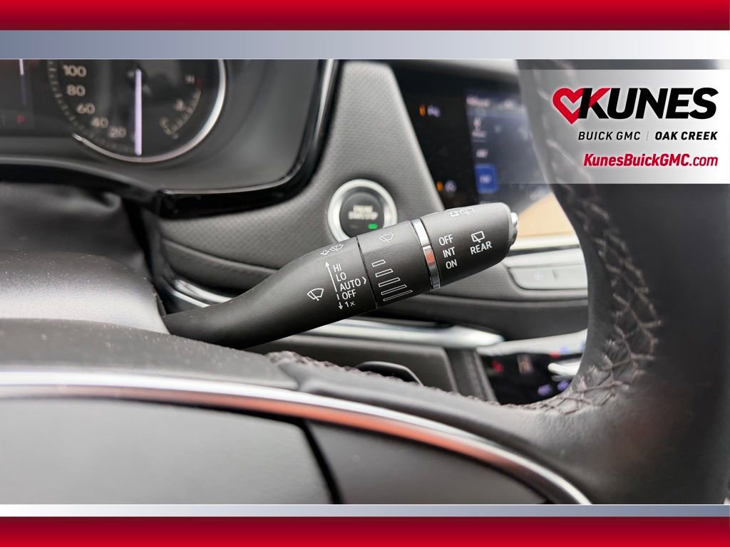 Used 2023 Cadillac XT5 Premium Luxury image 17