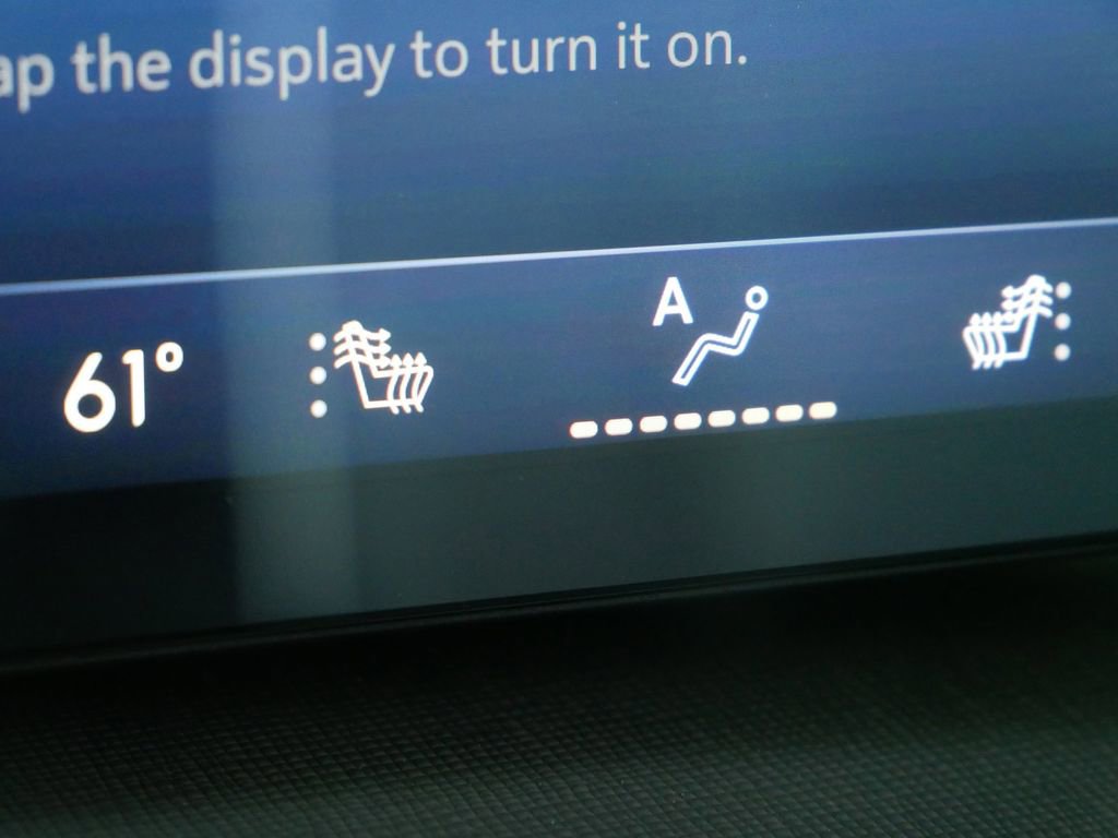 New 2026 Buick Enclave Sport Touring w/ Super Cruise Package image 32