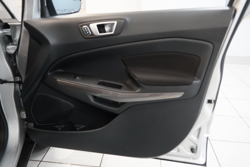 Used 2018 Ford EcoSport SE AWD/4WD image 32