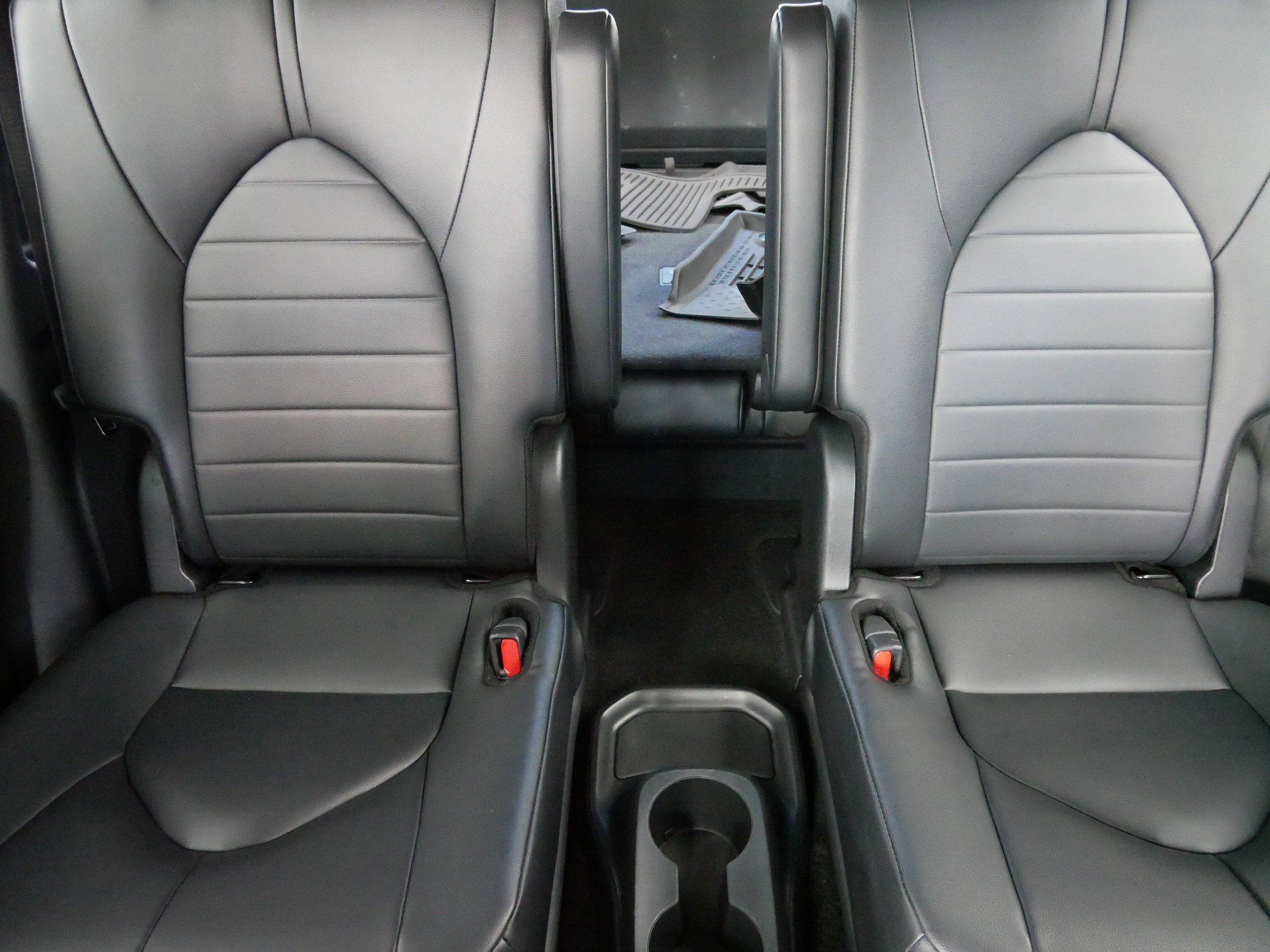 Certified 2024 Toyota Highlander XLE image 13