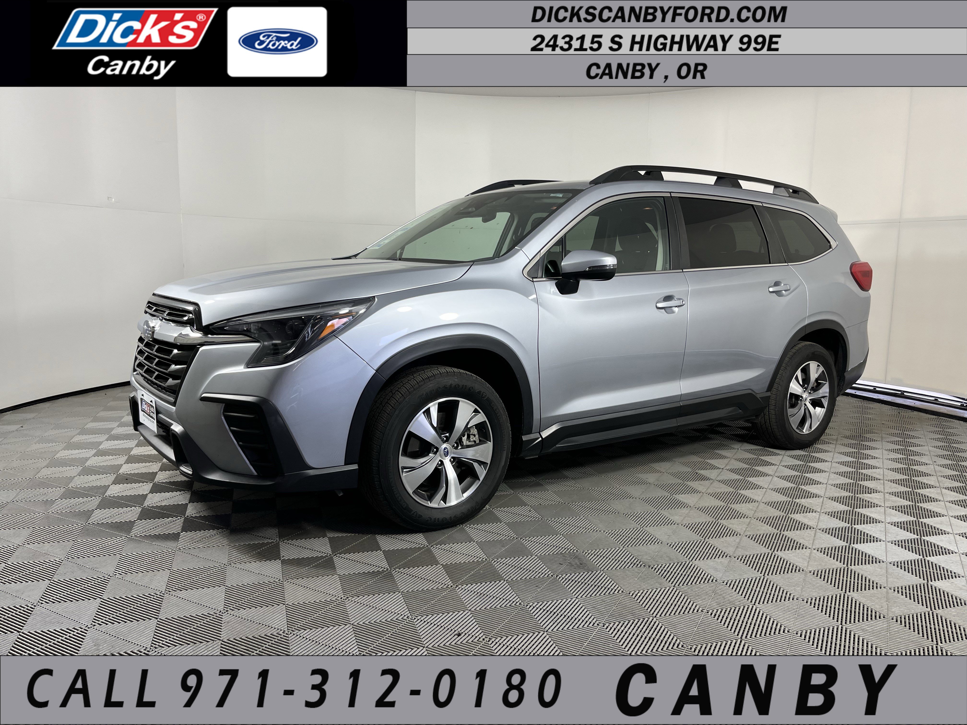 Used 2023 Subaru Ascent Premium image 1