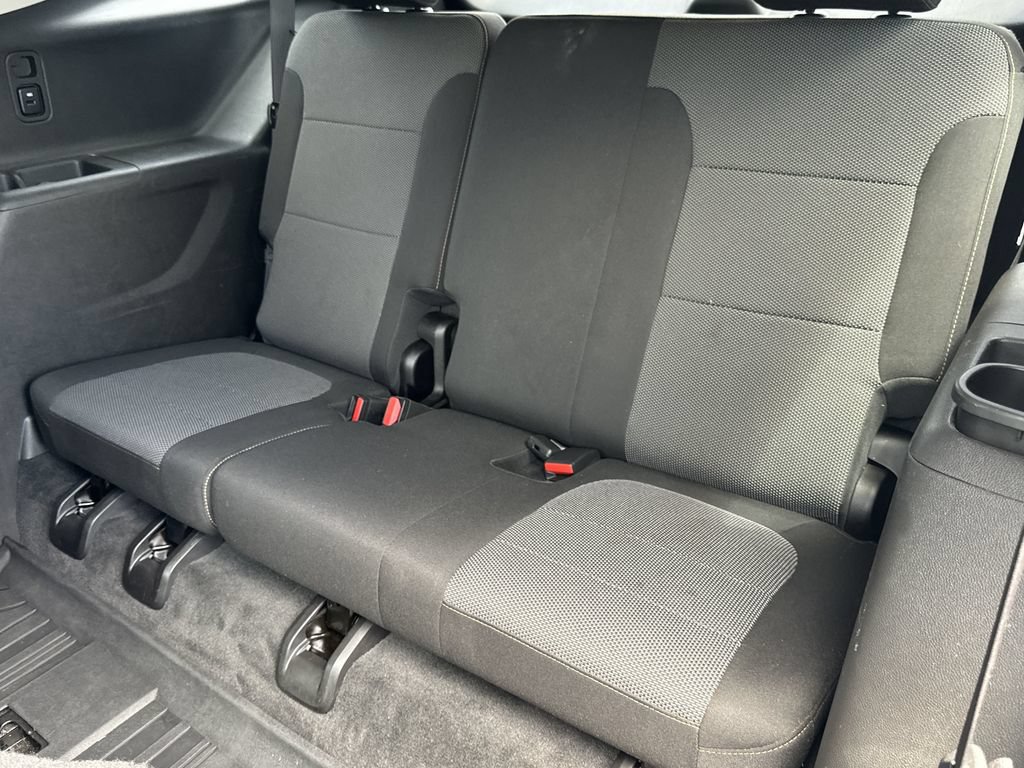 Used 2019 Chevrolet Traverse LT FWD image 16